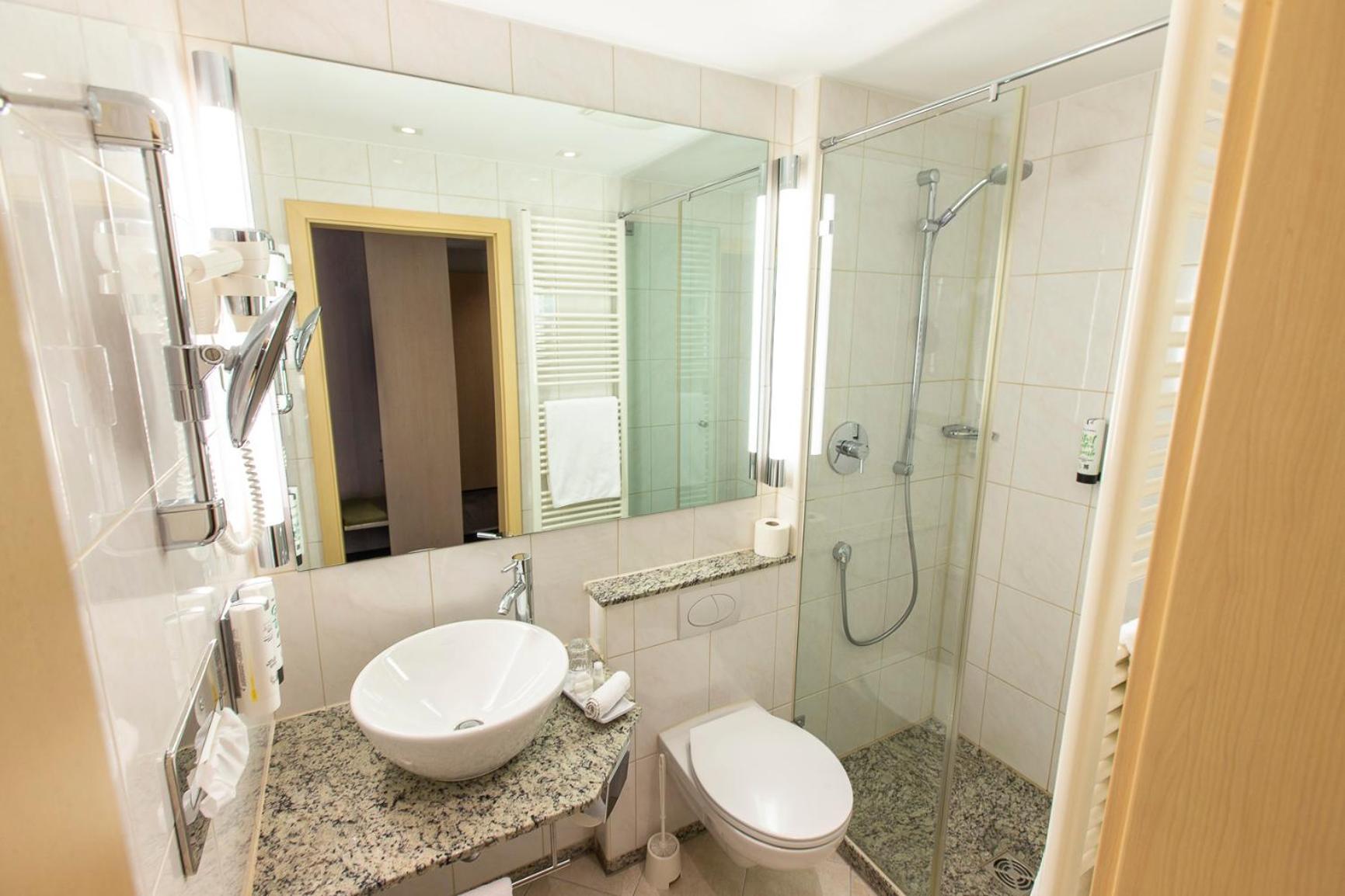 Hotel Scheffelhoehe บรูคซาล ภายนอก รูปภาพ
